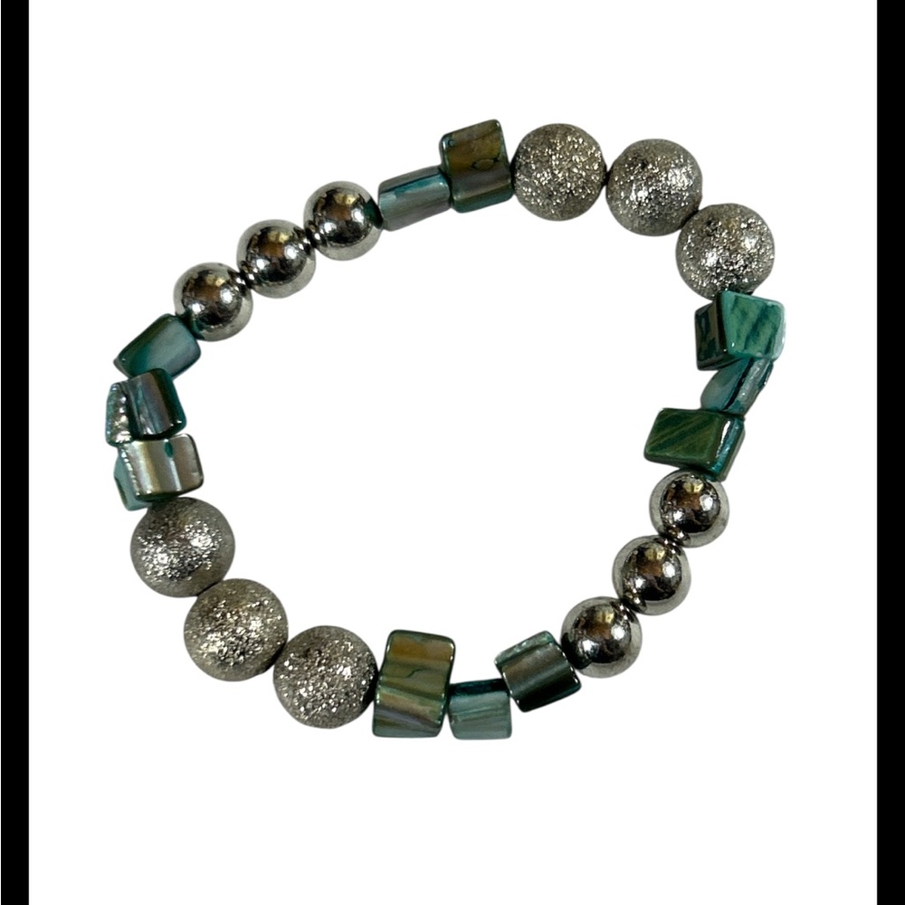 Silver Green Stretch Beaded Bracelet Mother of Pearl Abalone Irregular Round - Picture 3 of 4